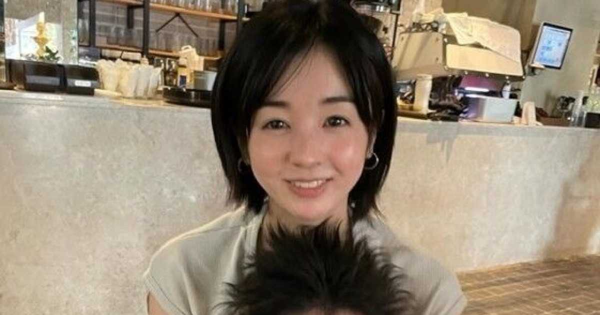 '심형탁♥' 사야, 子 하루 안고 미소…BTS 정국이 둘이네