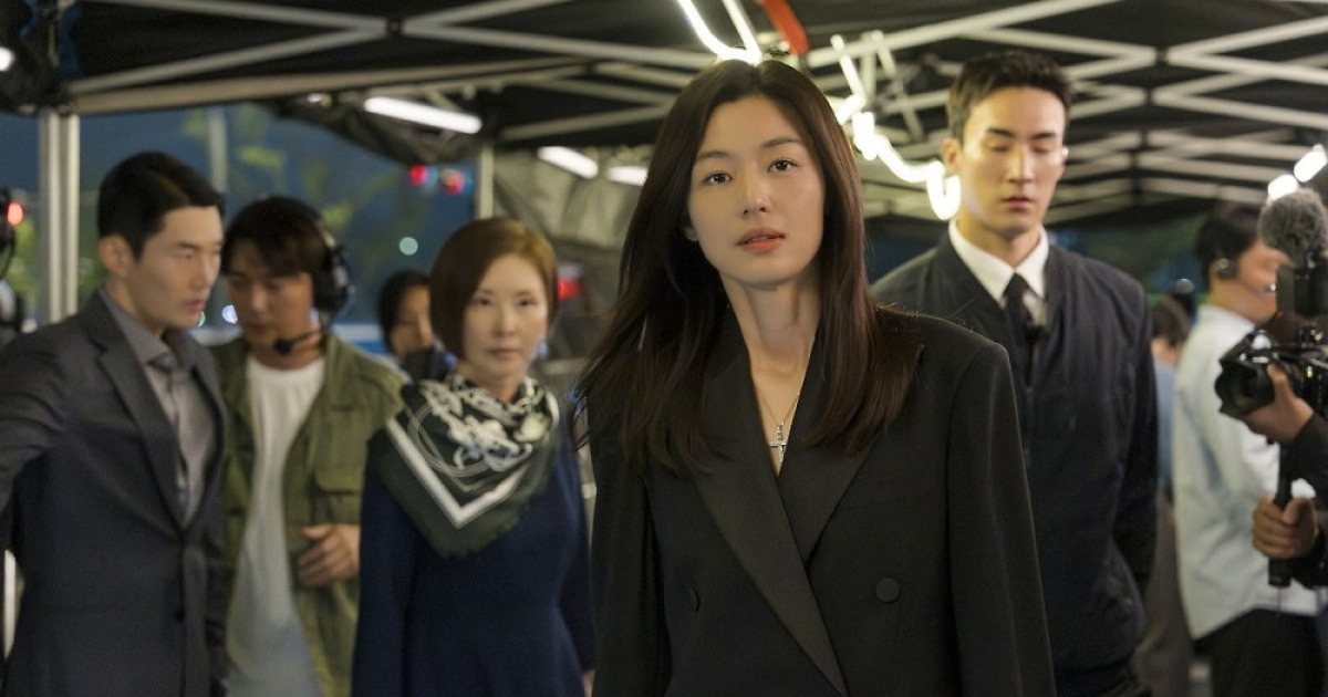 전지현, '유력 차기 대통령' 남편 죽음 후 각성했다…대선 출마 결심('북극성') [종합]