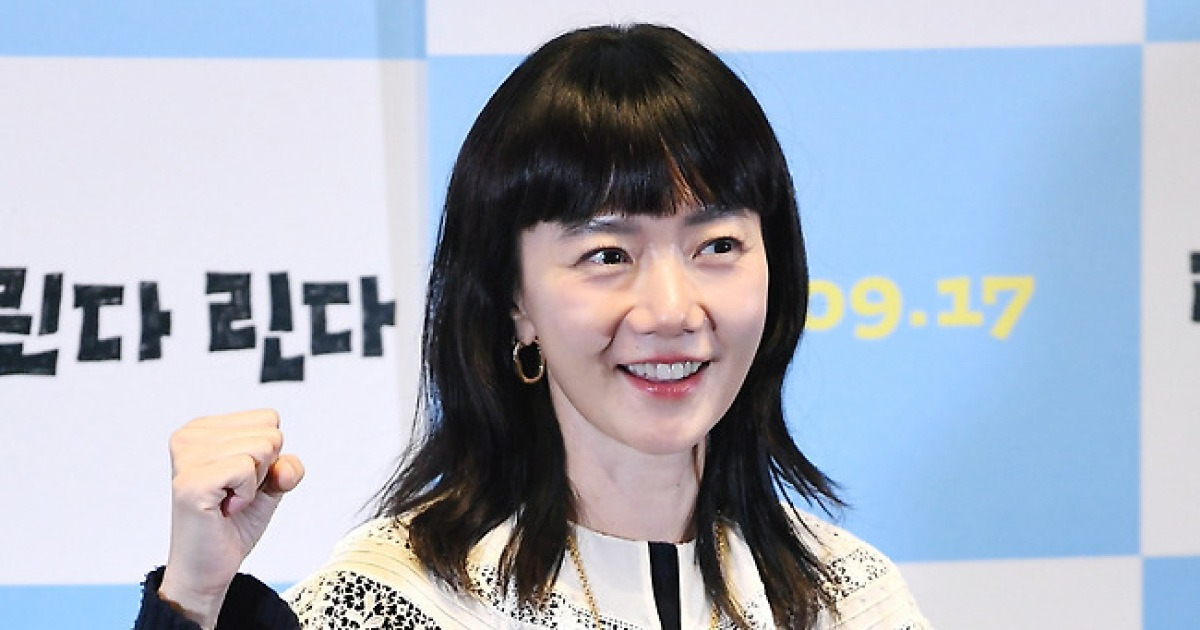 [SC현장] "20주년? 영원히 사랑받을 영화"…배두나, '린다 린다 린다'로 다시 만난 청춘(종합)