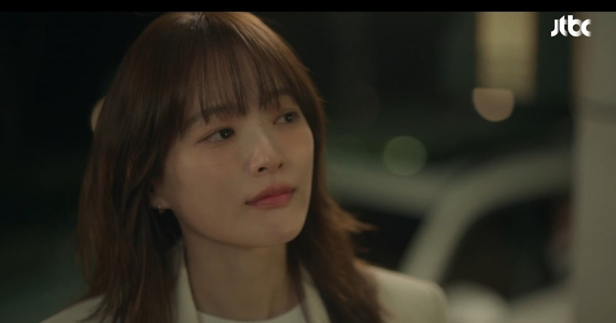[종합] '10여년 만에 재회' 송중기X천우희, 티격태격 하며 묘한 분위기 ('마이 유스')