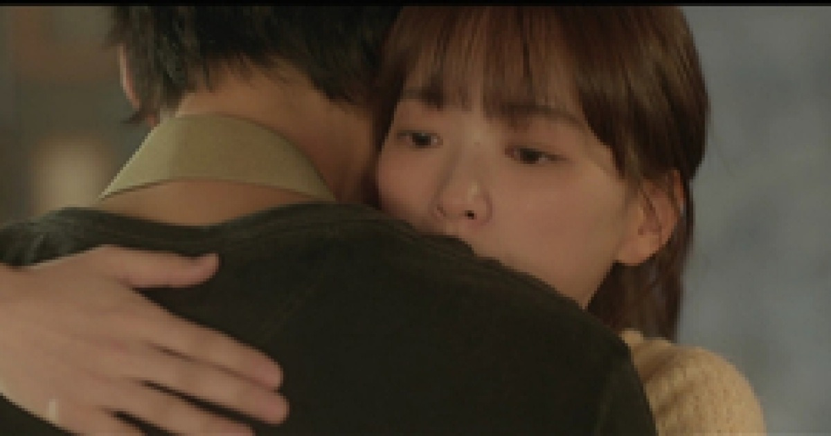 "싫으면 피해"…'마이 유스' 송중기'천우희, 설레는 입맞춤 엔딩
