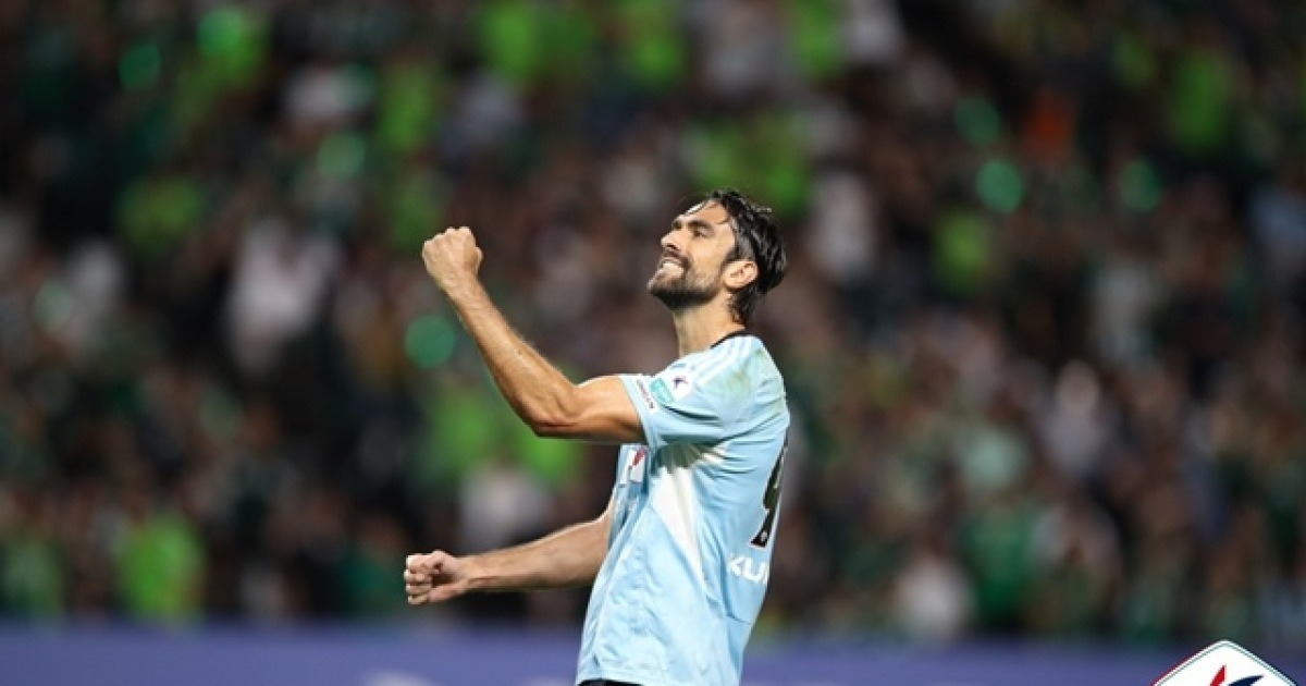 전북 또 우승 향해 한 걸음 전진... '콤파뇨 결승골' 대전에 1-0 짜릿승