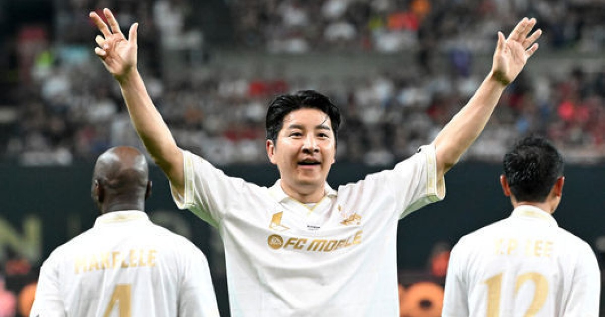 '박주호 극장골' 또 방패가 창 꺾었다! 실드 UTD, 6만 4885명 앞 FC 스피어 2-1 제압...2년 연속 아이콘 매치 승리[오!쎈 현장]