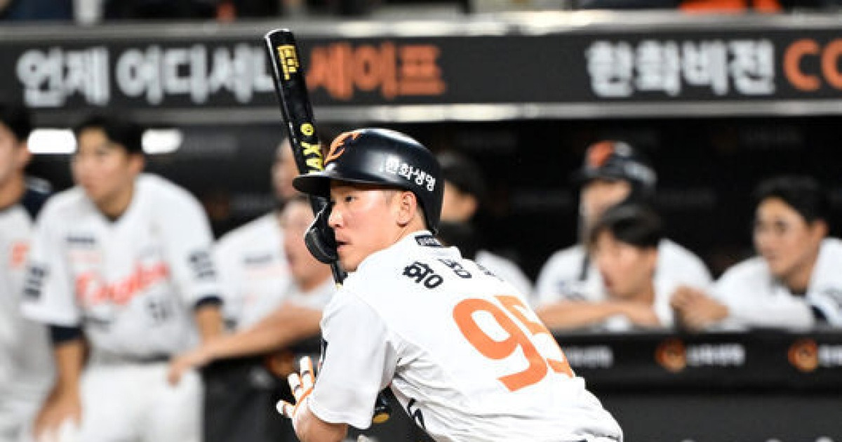 '황영묵 3안타+불펜 8명 총동원' 한화, 1위 싸움 안 끝났다…키움에 진땀승, LG에 3G 추격 [대전 리뷰]