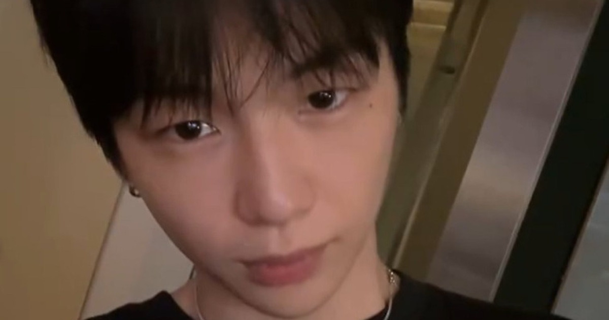 ‘아이돌픽’ 강다니엘, 흑발이 잘 어울리는 아이돌 [DA:차트]