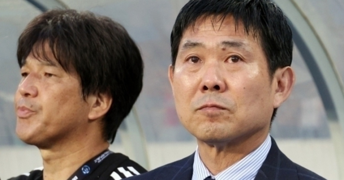 '월드컵 우승 자신' 日 완패→감독이 선수단에 사과 "전부 내 책임... 미안하다"