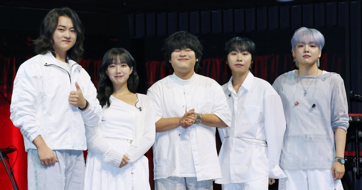 유다빈밴드 "정규 2집 '코다'로 공백기 표현, 다시 돌아오는 의미 담아"