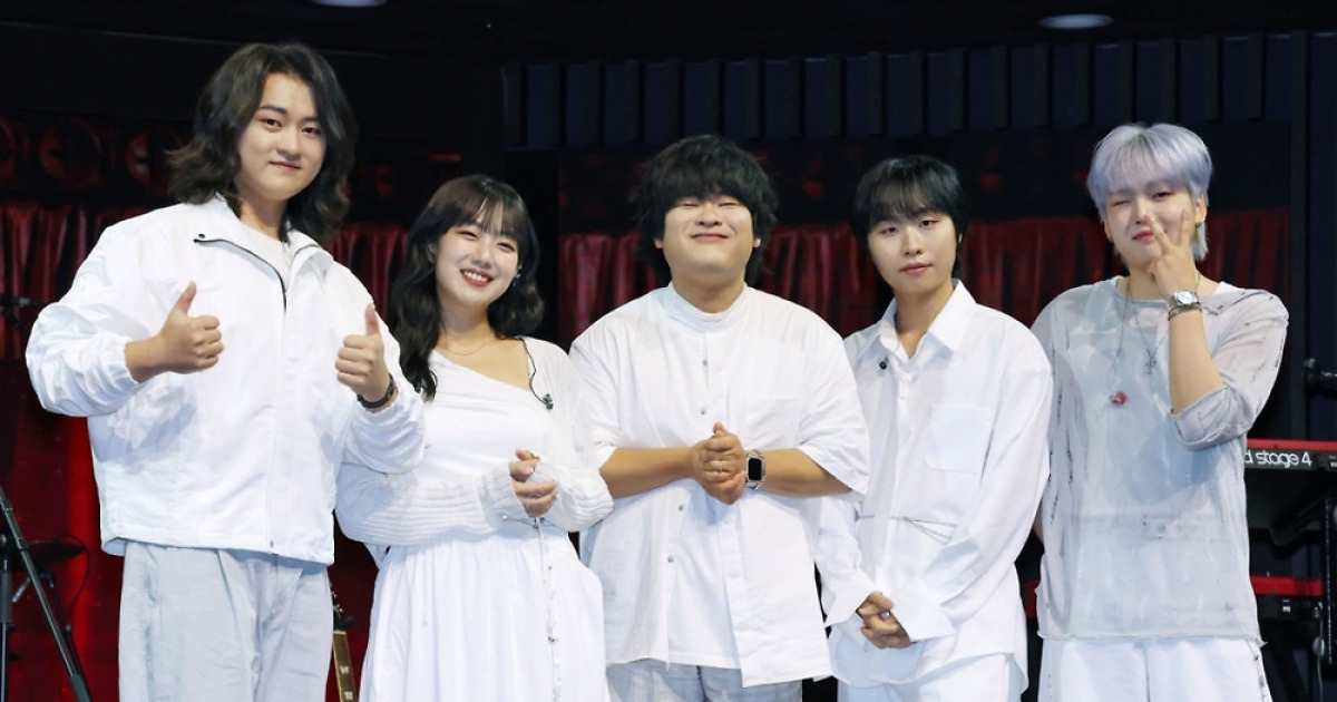 유다빈밴드 "남자 멤버 4人, 내년 입대 예정"..다시 돌아올 '코다'[종합]