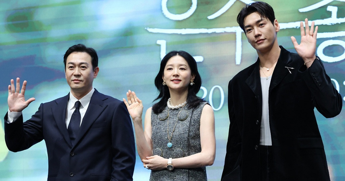 [SC현장]  "시청률 15% 목표"…'26년만 KBS 복귀' 이영애, '은수 좋은 날'로 구원투수될까(종합)