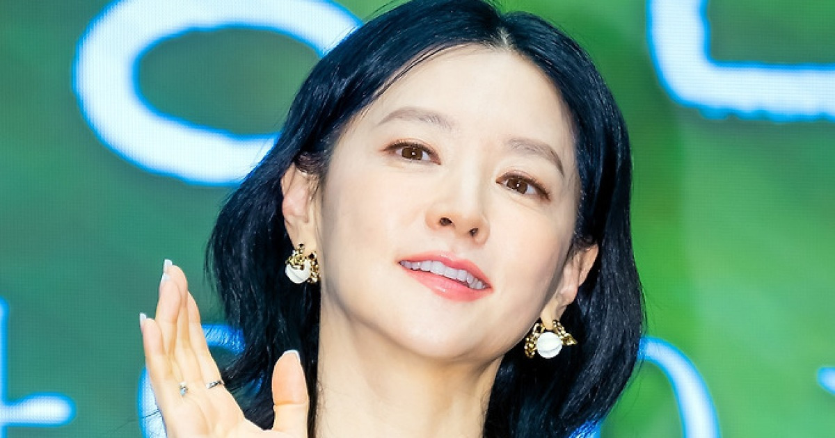 [Y현장] 이영애 "고현정·전지현과 동시기 활동? 좋은 자극…오래 함께 하길"