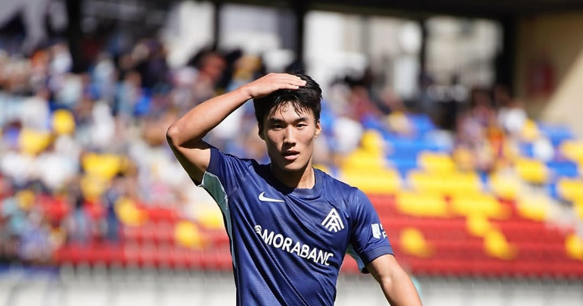 '19세 공격수' 홍명보호 파격 발탁 기대감, 심상치 않은 '유럽파' 김민수 기세