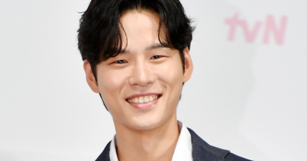 오승윤·윤지온 관련 이미지