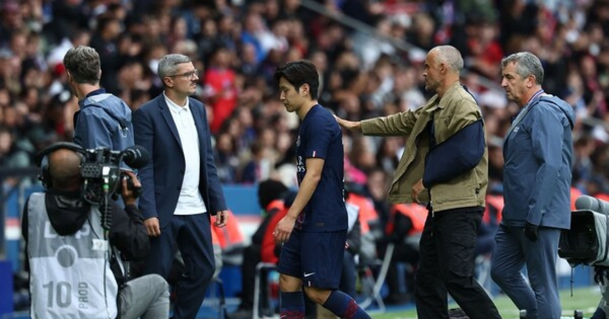 PSG 감독 "부상당했던 이강인, 출전 가능"… 챔스 첫경기 나올까