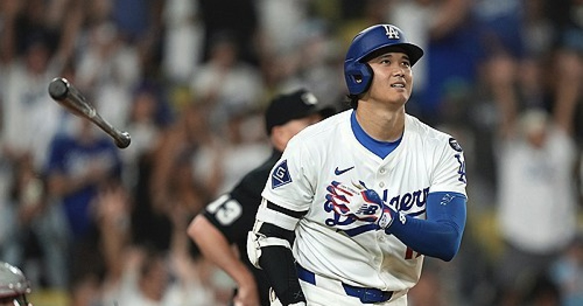 MLB 최초 50홈런-50삼진… 새 역사 쓴 오타니, 다저스는 2연패