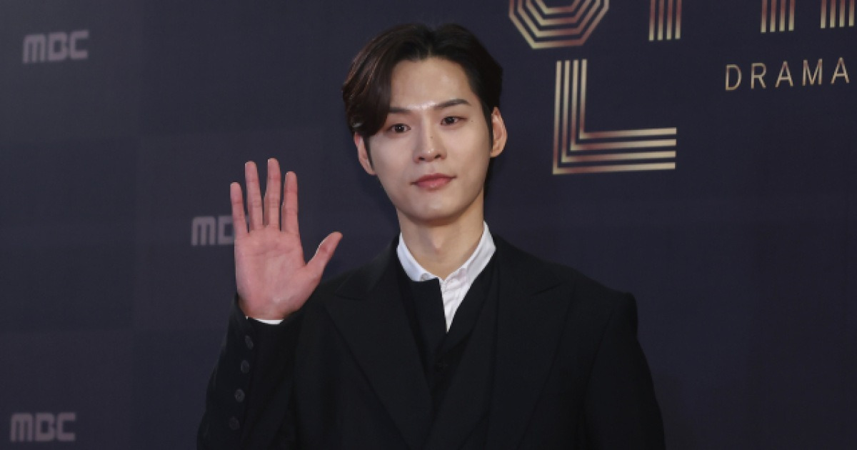 [전문] ‘음주운전 적발’ 배우 윤지온, 공식 사과 “면목 없고 죄송···평생 뉘우치며 살 것”