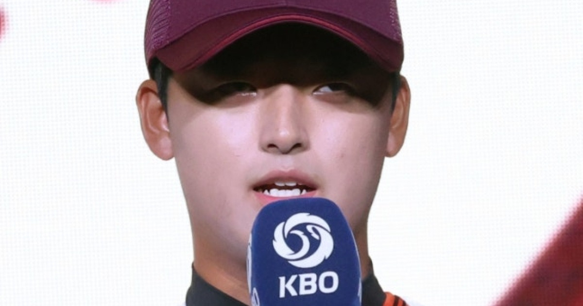 '이변은 없었다' 박석민 아들 박준현, 전체 1순위로 키움행... 안우진과 160㎞ 원투펀치 이룬다 [드래프트 현장]