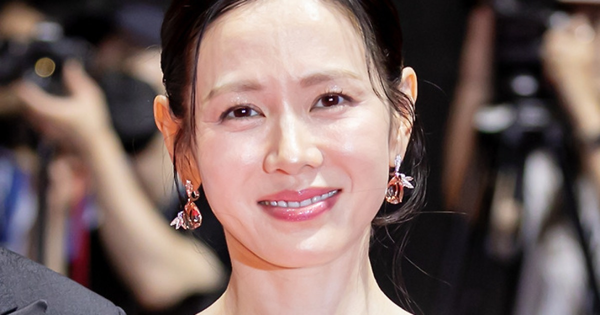 [30th BIFF] '부국제' 손예진 "드래스 입으려 혹독한 다이어트와 운동, 거져 얻어지는 건 없다"