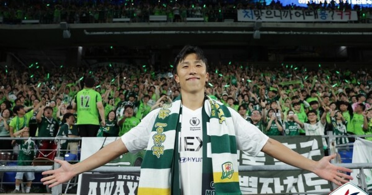 [오피셜] 전북 이영재, '현대家 더비'서 빨랫줄 중거리골, 대구 세징야 제치고 '8월 K리그 이달의 골' 수상