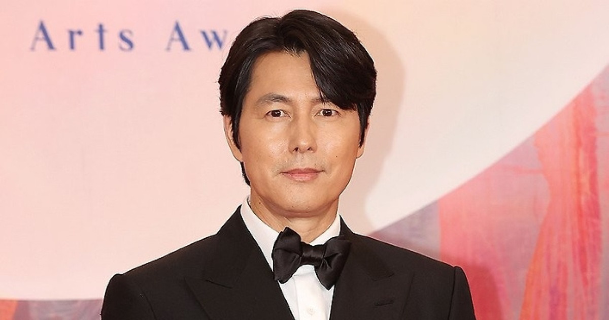 정우성, 혼외자 논란·혼인신고 후…오늘 부산서 첫 공식석상