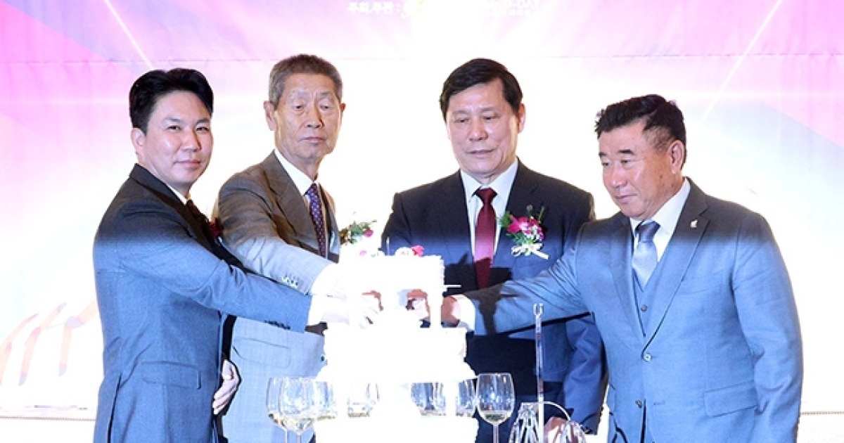 양현종 회장 이어 결국 은퇴선수까지 나섰다 "선수 향한 악성댓글, 법률자문과 함께 책임 묻는 방안 대응"