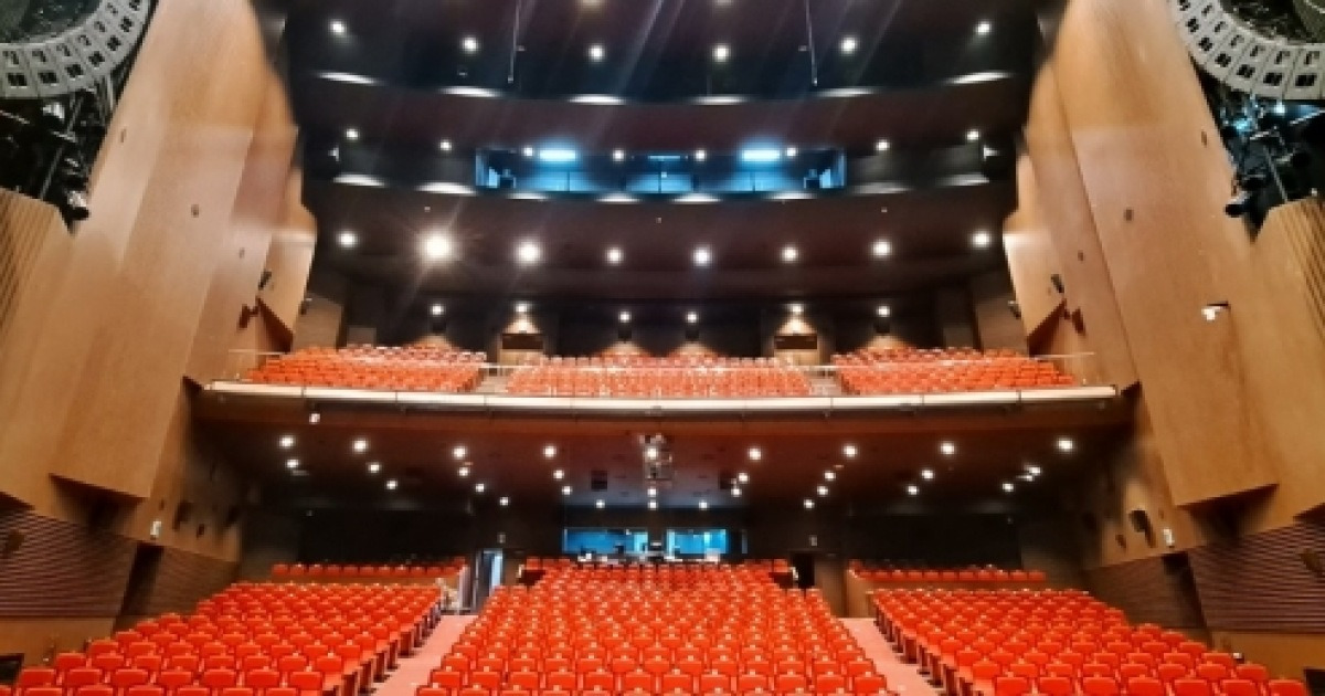 무대 넓히고, 객석 재배치… 관객·문화 품는 ‘우리 동네 공연장’[우리동네 문화발전소]