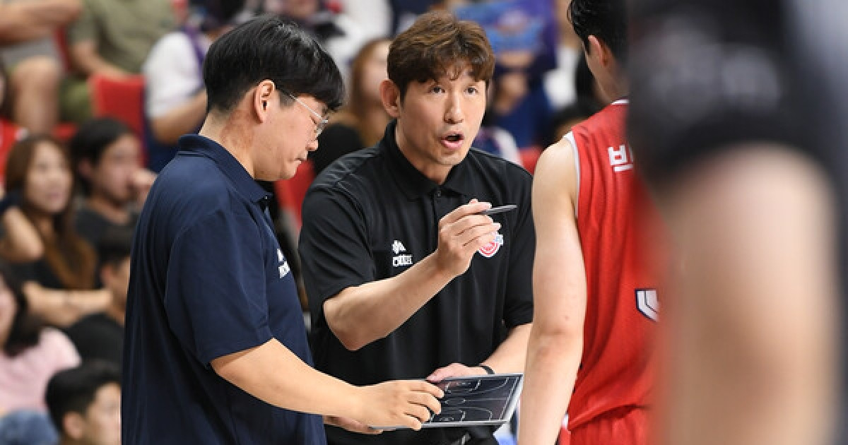 새 사령탑 나란히 승전보, 프로농구 시범경기 현대모비스 ‘슈퍼팀’ KCC에 대승...KT와 정관장 각각 DB, 소노 꺾고 첫 승 [스춘 KBL]