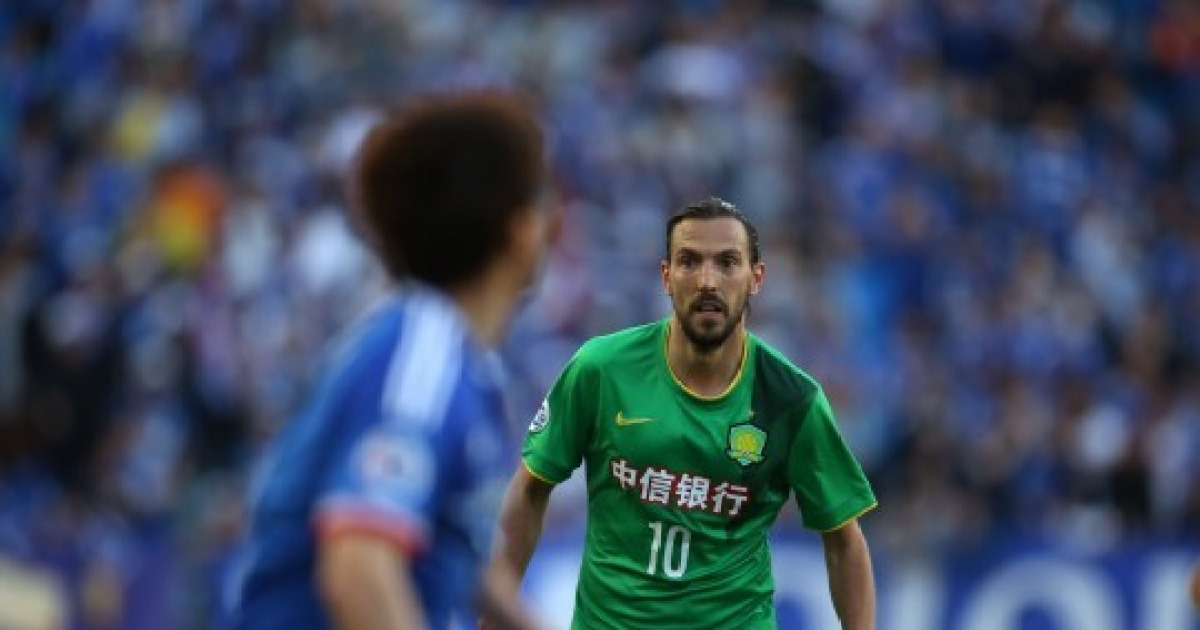 'K리그 10시즌 두자릿수 골→명전 전설' 뛰던 中 클럽, 홈서 베트남과도 비겨... 베트남 매체, "이젠 우리한테도 안돼"