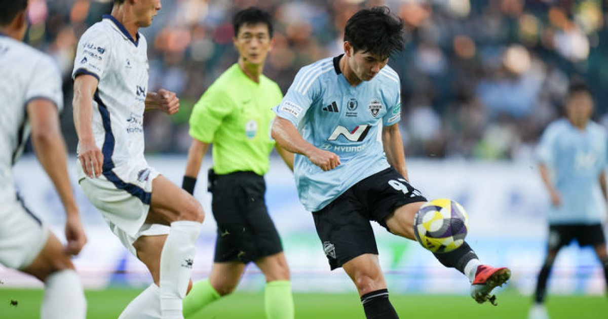 '김진규 만회골' 전북, 김천에 1-2 패... 김천 2위경쟁 우위[오!쎈현장]