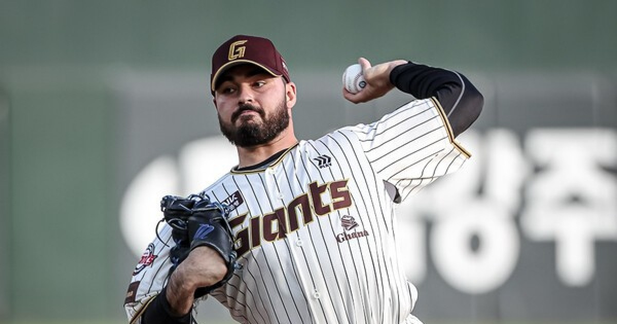 롯데, 8년 만의 가을야구 ‘외인’이 날리나?···감보아 3.1이닝 8실점, 벨라스케즈 1이닝 3실점 ‘악몽’