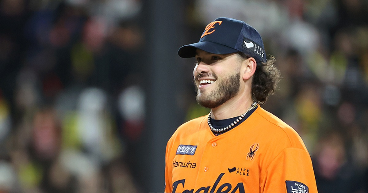 MLB 역사에도 없었던 대기록, 폰세가 KBO에서 해냈다… 무패 신화 가을 끝까지 갈 수 있나