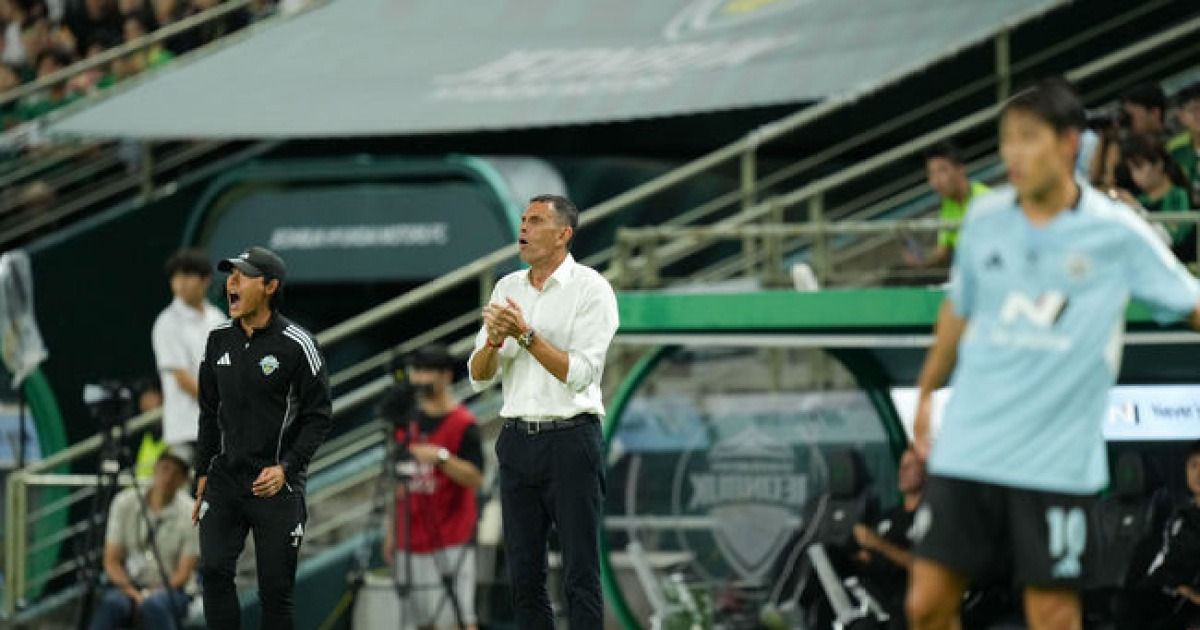 '드라마틱한 우승도전' 포옛, 첫 번째 옵션은 '기본'... "매 경기 집중!" [오!쎈전주]