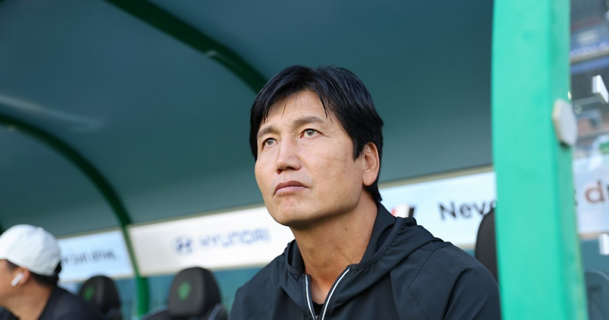 경쟁팀에 3번은 지지 않는다는 스스로와 약속 지킨 정정용…‘전북 격침’ 김천, 10월 대변화 예고에도 우승 레이스 끝까지 물고 늘어진다