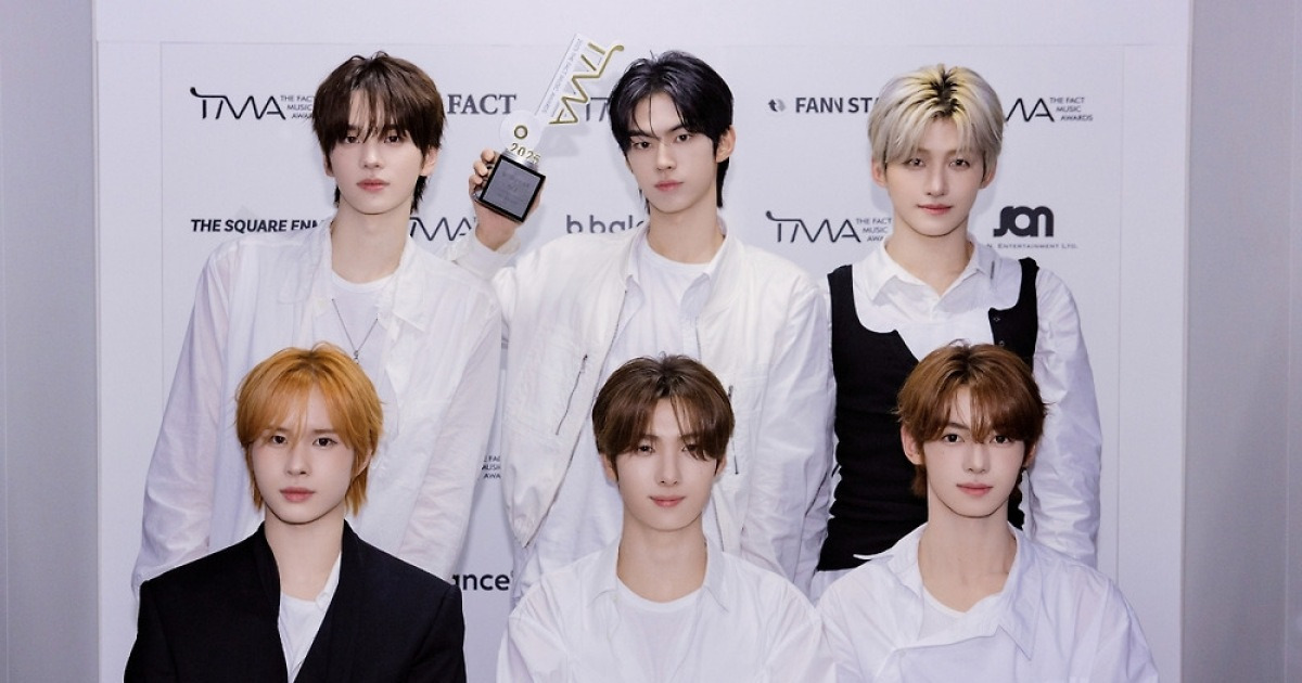 투어스 ‘2025 TMA’ 올해의 아티스트 2년연속 수상