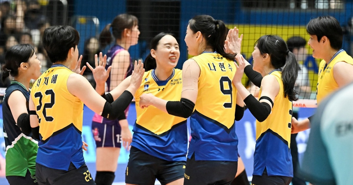 '나현수·이예림 39점 합작' 현대건설, 흥국생명 3-1 완파 '컵대회 첫 승' [여수 현장리뷰]