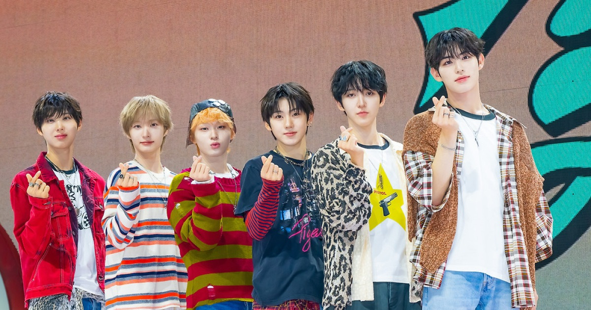 [Y현장] 킥플립 "장점은 라이브…6인 무대도 에너지 넘치게" (종합)