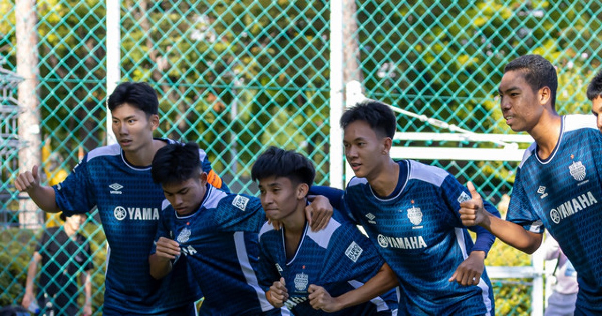태국 축구가 이렇게나 성장했어?... '韓축구 명문' 강릉중앙고, '태국 최강' 부리람에 1-3 완패