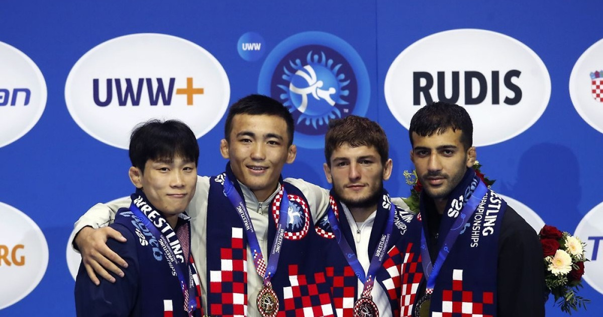 7년만에 침묵 깬 레슬링…정한재, 세계선수권대회 은메달