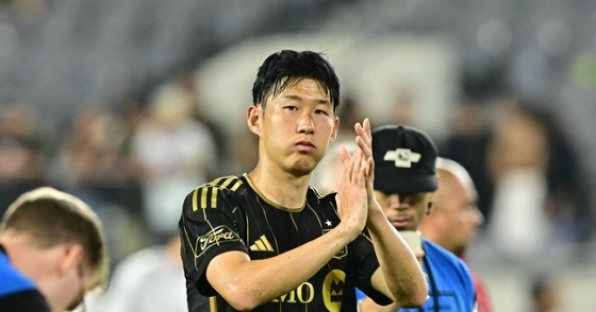 "죄송하다" 사과했던 손흥민, 드디어 만회할 절호의 기회... '홈 데뷔골+첫 승리' 정조준