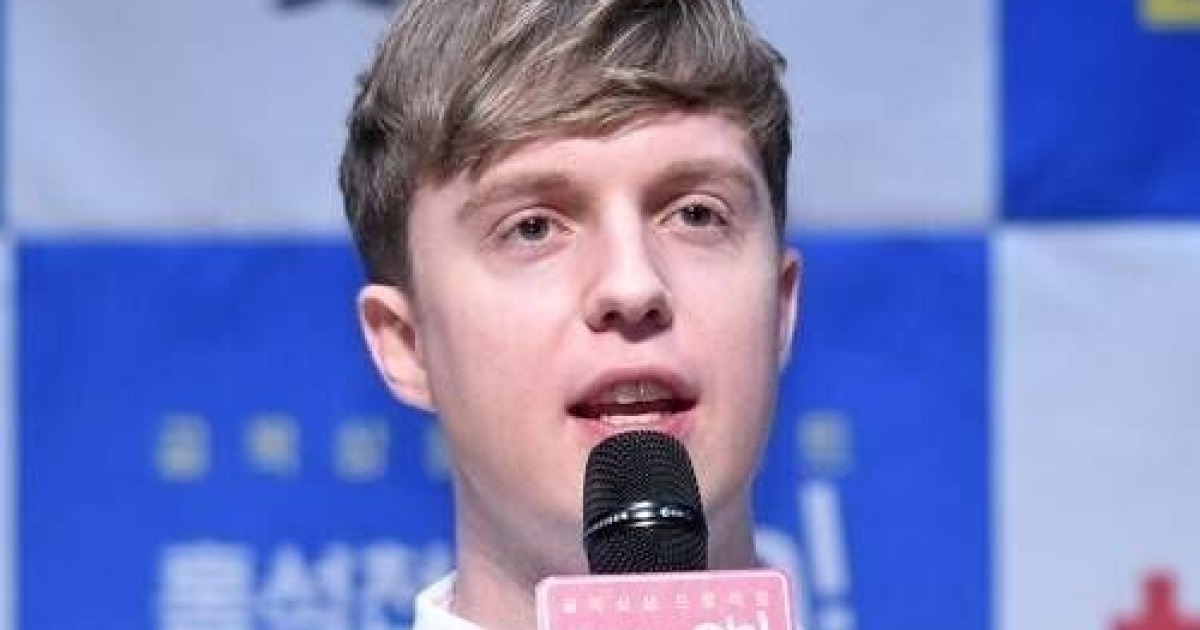 줄리안, 논란의 커피 한잔…처음부터 2차 사과문처럼 했다면 [MD포커스]