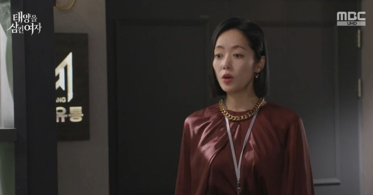 윤아정, 사장→평사원 강등…사장실에 앉은 장신영에 "당장 나가" ('태양을 삼킨') [종합]