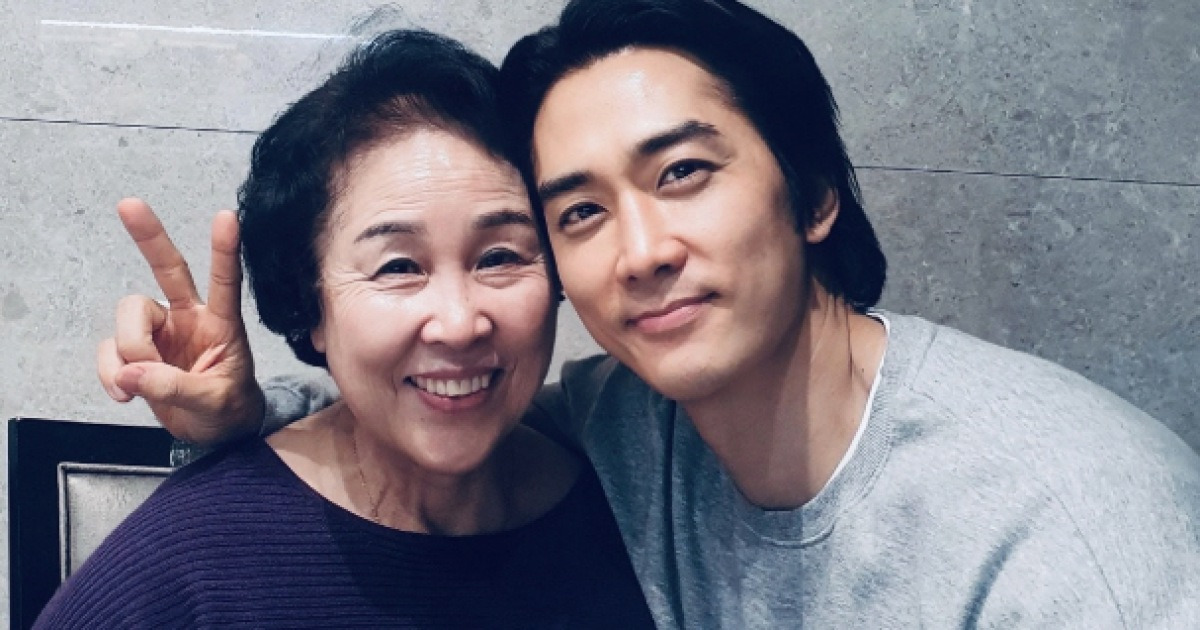 '모친상' 송승헌 "엄마 다시 만나는 날, 품에 안기고 싶어"..절절한 심경