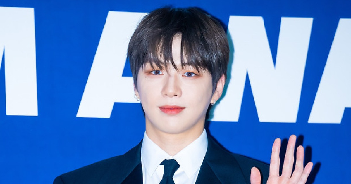 강다니엘 美 투어 불운의 연속 "의상·굿즈 모두 도난당해"