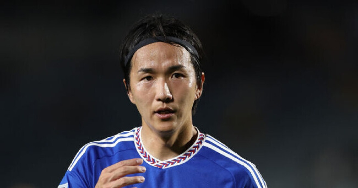 홍명보에게 “최악의 일본인이다” 저격당하고 강등 경험하나…아마노 준, J리그서 ‘2골 1도움’ 최악 부진