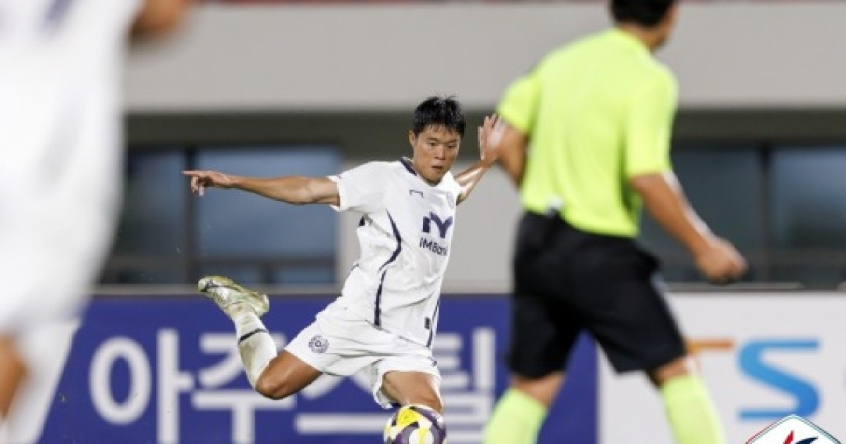대구FC '설상가상'...핵심 수비수 장성원 전방 십자인대 부상