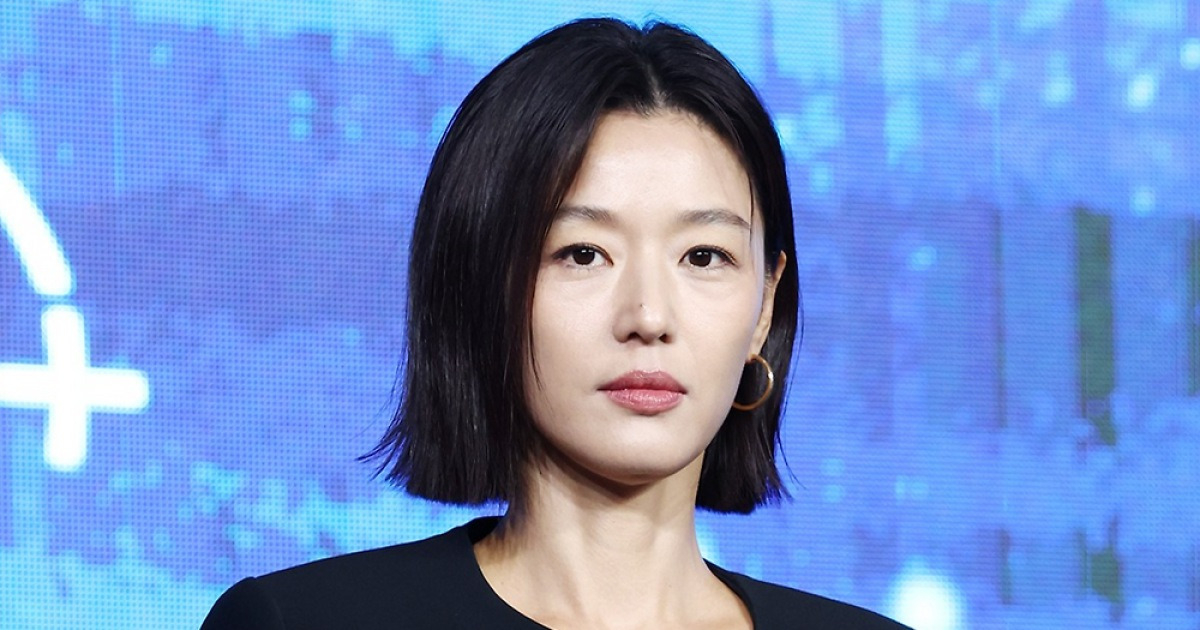 "훔쳐보고 생트집 잡는 꼴" 서경덕 교수, 전지현 비난하는 中 네티즌에 일침