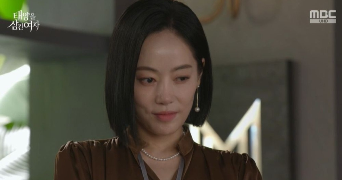 추락한 윤아정, 사장직 되찾으려 일보 후퇴…장신영과 경쟁 선언 ('태양을 삼킨') [종합]