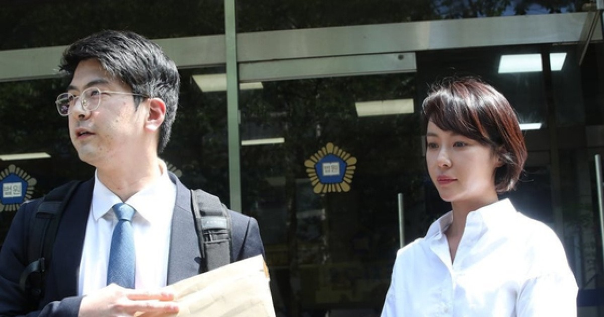 '40억대 횡령' 황정음, 1심서 징역형 집행유예 선고