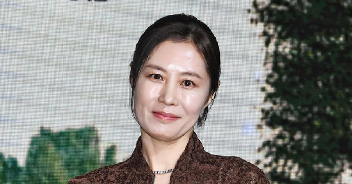 문소리 ‘폭싹’으로 글로벌 스타 등극 “몽골 시골서도 ‘애순이?’”(각집부부)