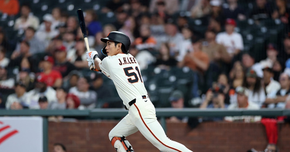 이정후, 시즌 31번째 2루타…시즌 타율 0.260