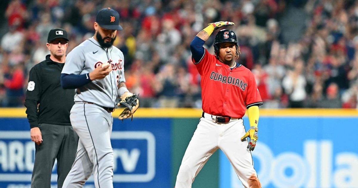 3경기 남았는데 '공동 선두'…MLB, 동부·중부 우승 경쟁 혼돈
